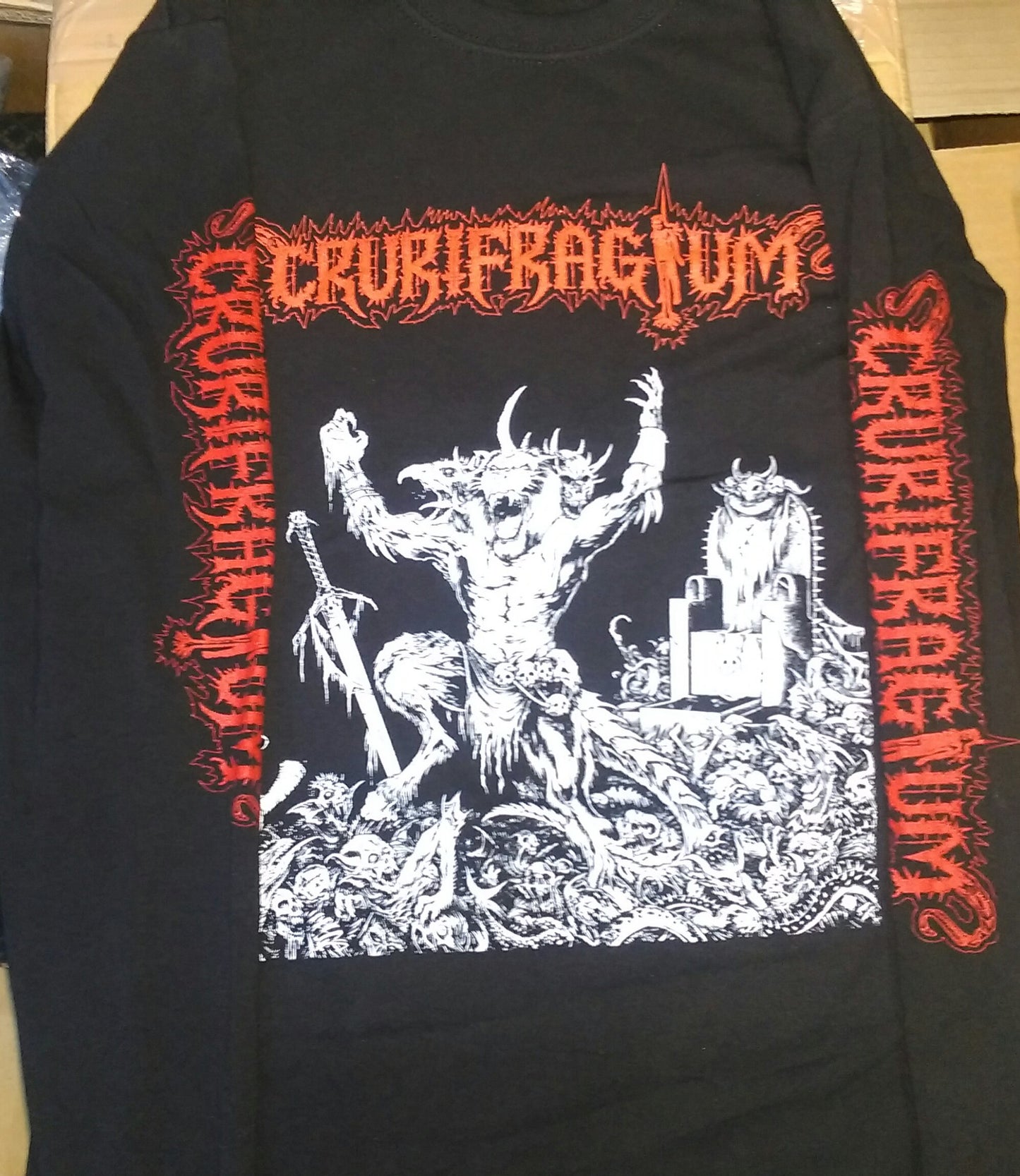 Crurifragium - Beasts of the Temple of Satan long sleeve shirt (S)
